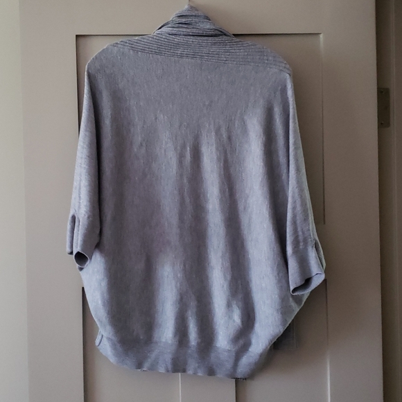 Kerisma versatile grey 2 way sweater. Size M/L. - Picture 2 of 5